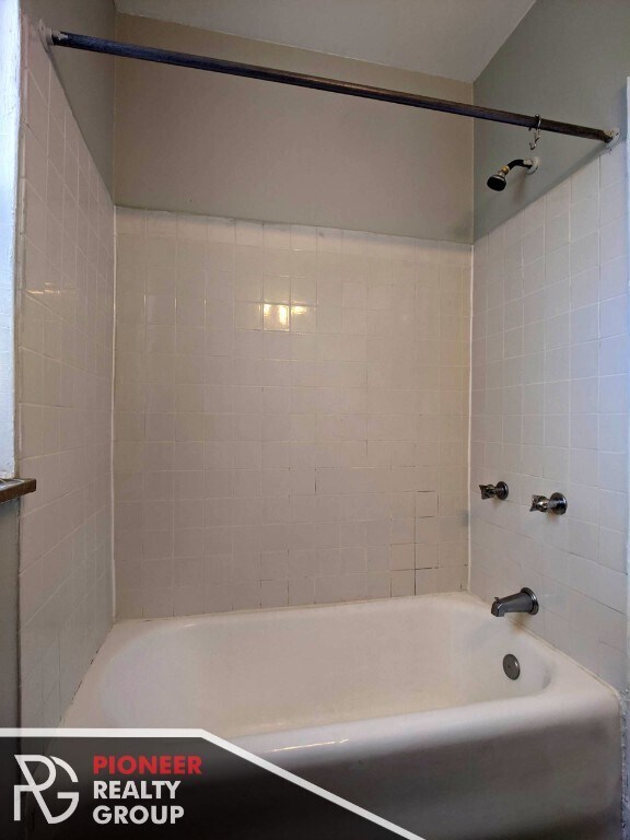 Foto principal - 3831 N Fremont St