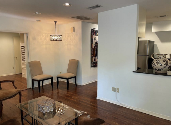 Foto del edificio - 909 Silber Rd