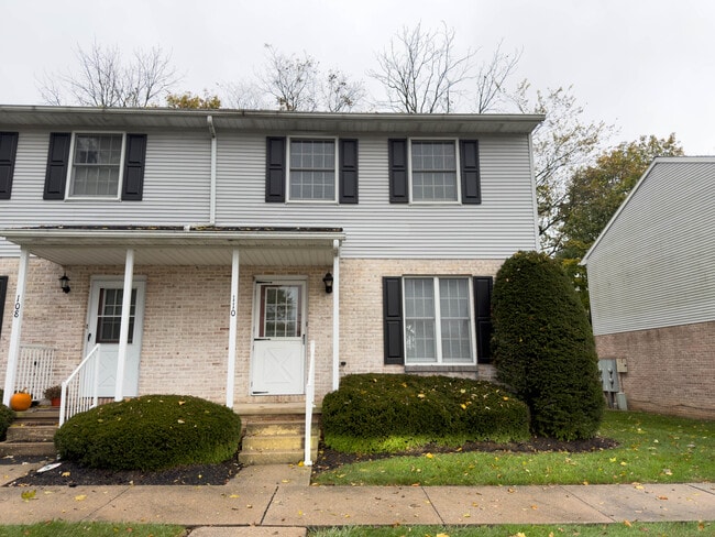 Building Photo - 126 S Court St