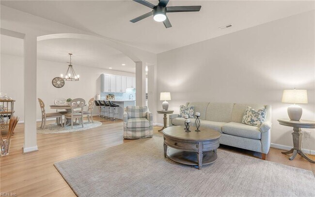 Foto del edificio - 408 Coastal Walk Pl