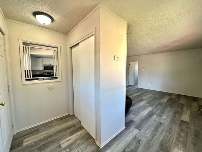 Foto del edificio - 603 E 3rd Ave