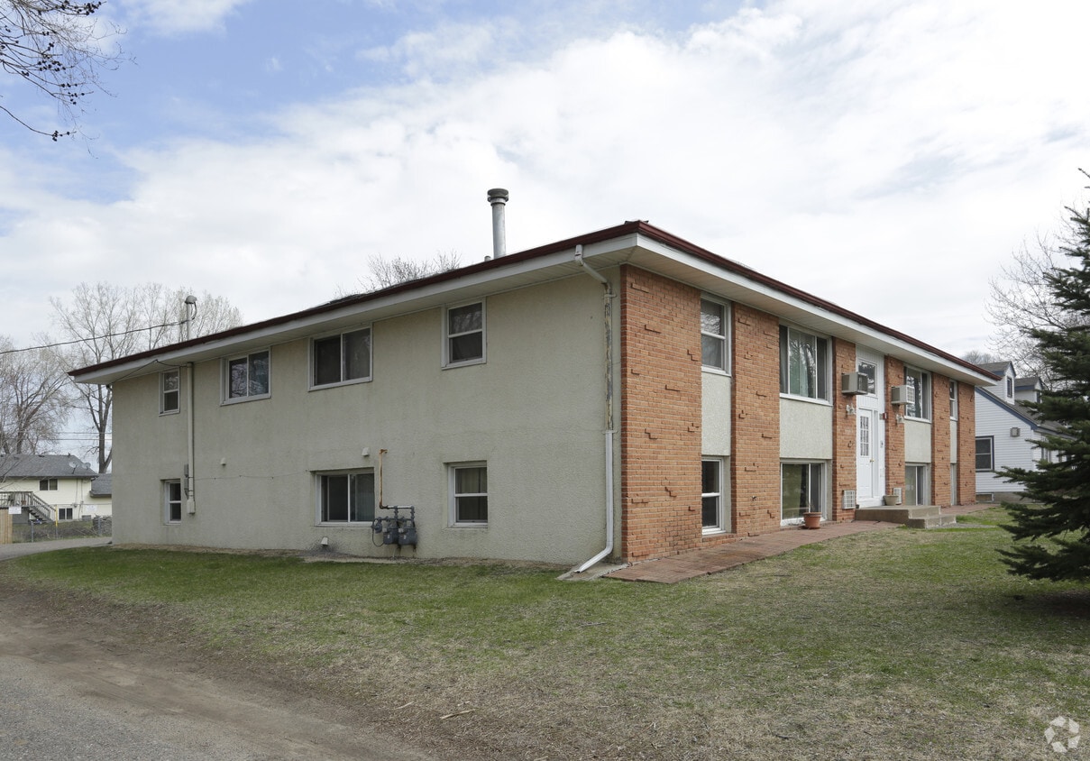 181 79th Way, Fridley, MN 55432 Apartments in Fridley, MN