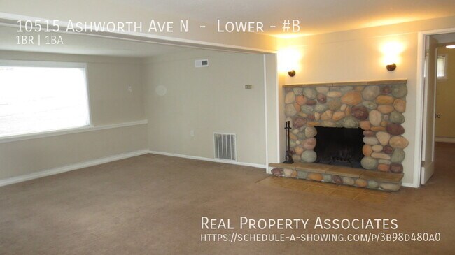 Foto del edificio - North Seattle Duplex