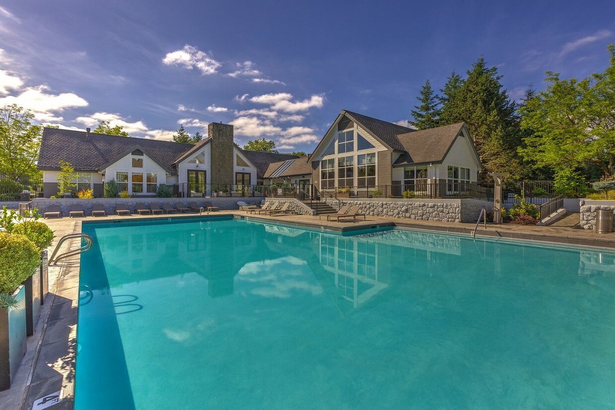 Centro Apartments Hillsboro, OR