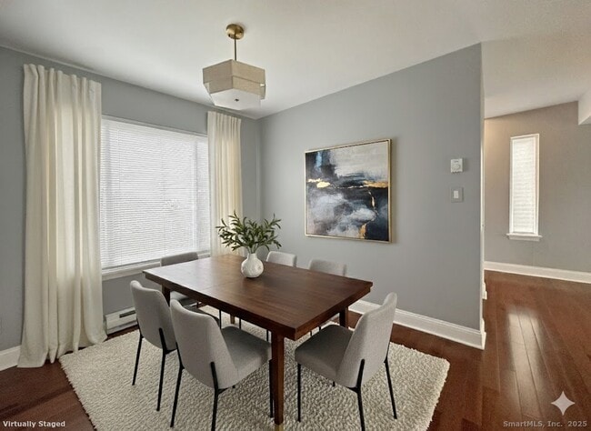 Foto del edificio - 109 Candlewood Dr