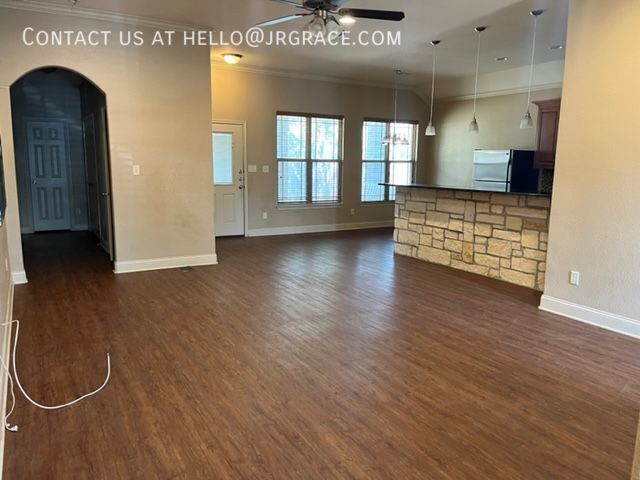 Foto del edificio - Bedroom for Rent near Baylor! -- Students ...