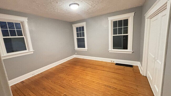 Foto del edificio - 506 E 21st St