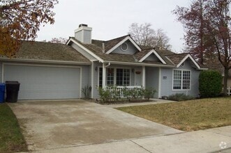 Building Photo - 823 Tony Dr