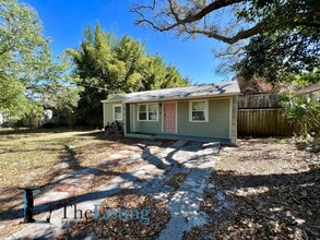 Building Photo - 5905 N Tampa St