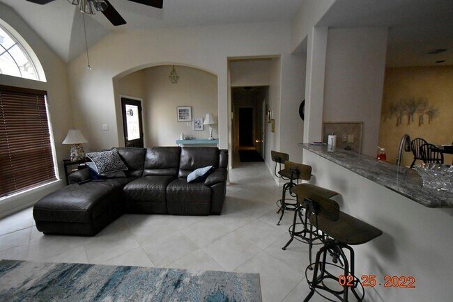 Foto del edificio - 3823 Fordham Park Ct