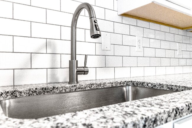 Building Photo - 131 N High St