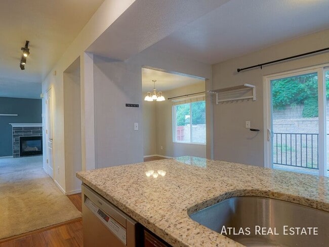 Foto del edificio - 7320 Allens Park Dr