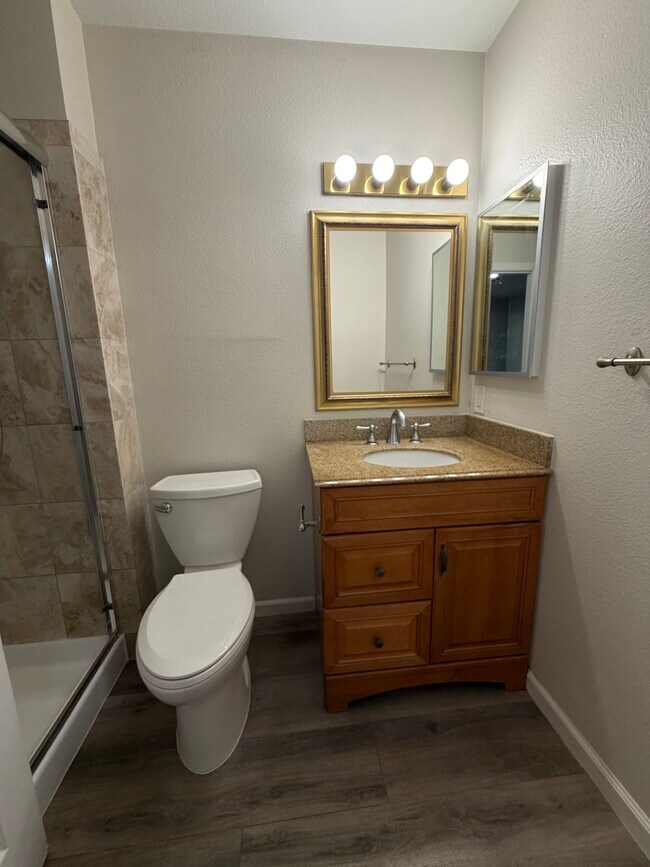 Foto del edificio - 10242 Kamwood Pl