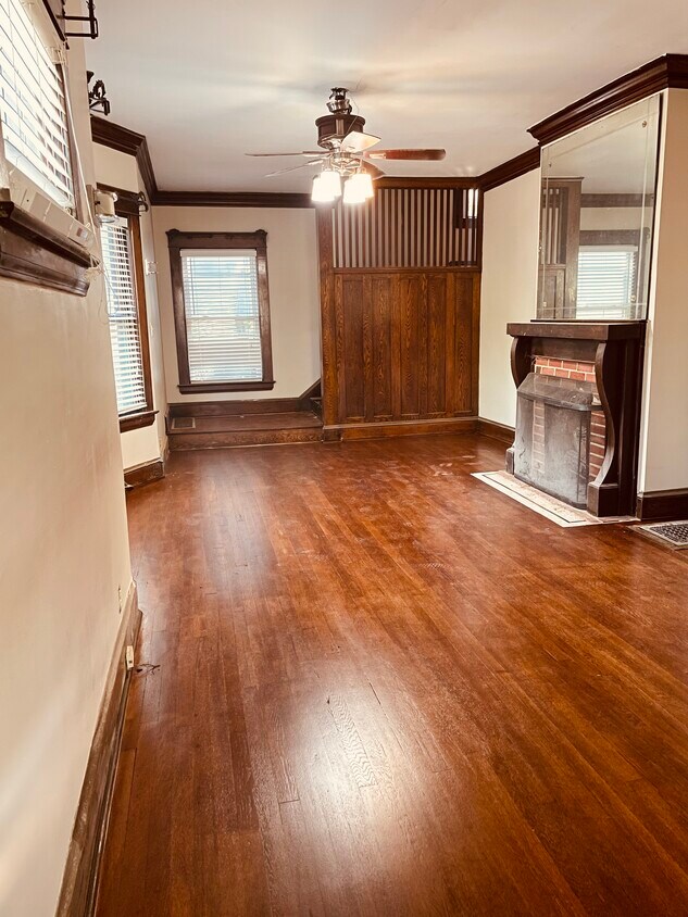 Foto principal - 10112 Columbia Ave