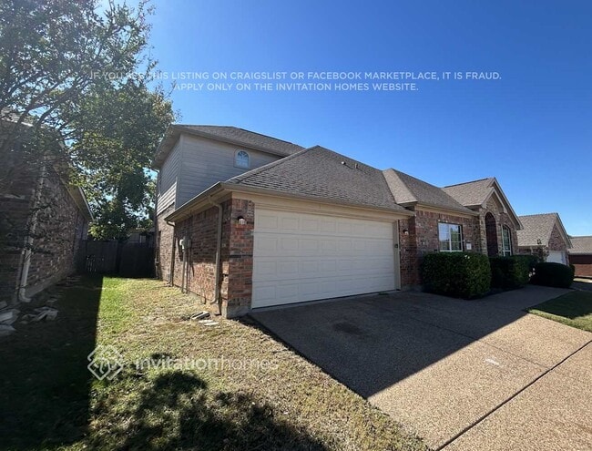 Building Photo - 113 Singletree Ln