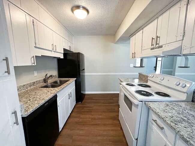 Foto del edificio - 1544 6th Way NW