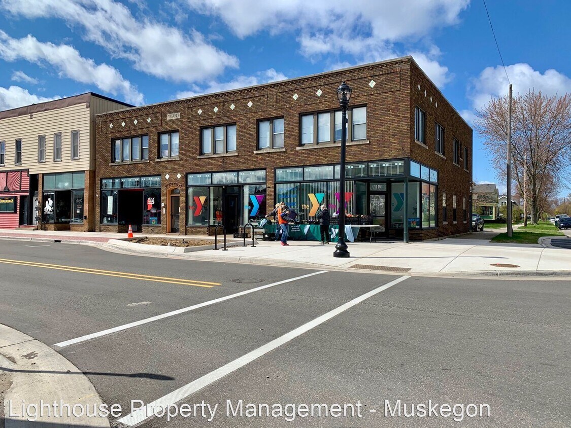 Primary Photo - 1115 3rd St