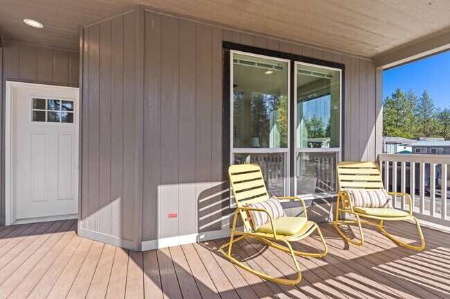 Foto del edificio - 3 Bed 2 Bath Brand New - Single level