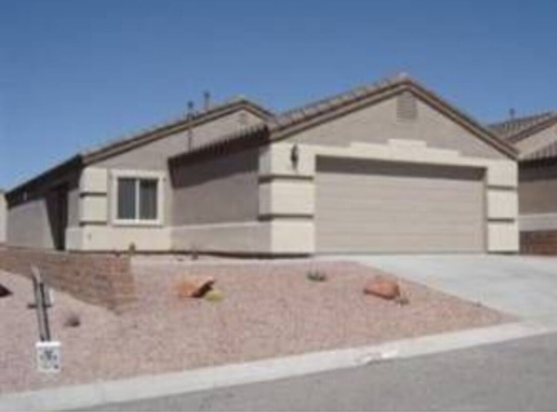 Primary Photo - HOUSE: VERDE SANTA FE COMMUNITY-AMANTE-COR...