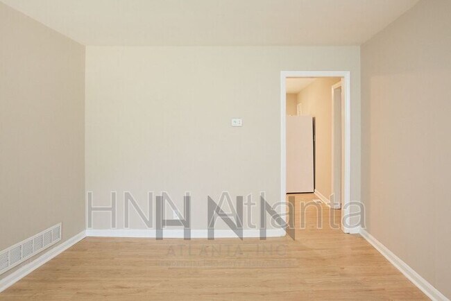Building Photo - 2065 Nettie Ct