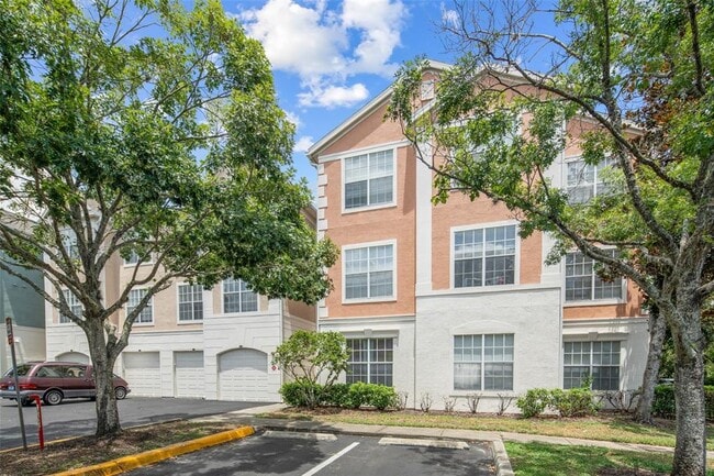 Building Photo - 12825 Madison Pointe Cir