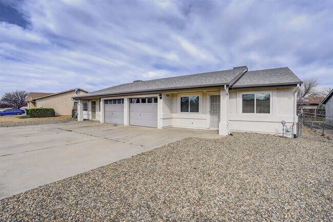 Building Photo - 7020 E Burro Ln