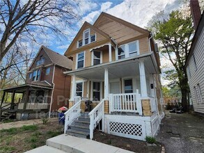 Building Photo - 1583 E 84th St