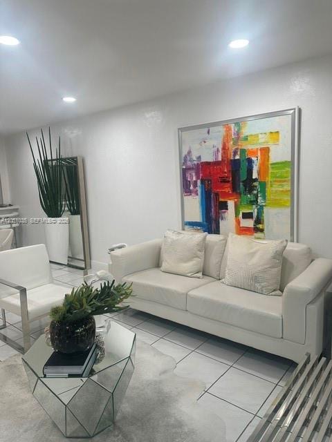 Foto del edificio - 8875 Fontainebleau Blvd