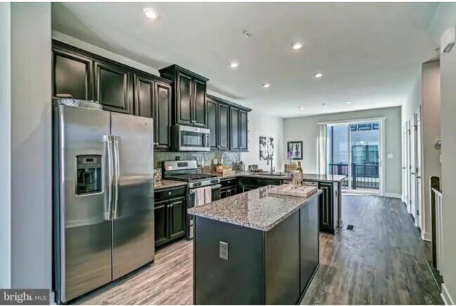 Foto del edificio - 2820 Arts Vista Blvd