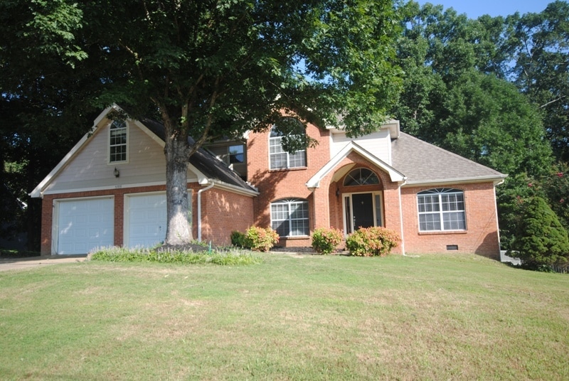 5709 Burning Bush Ln, Ooltewah, TN 37363 House for Rent in Ooltewah