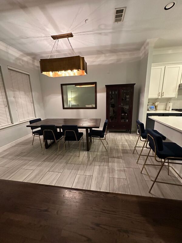 Foto del edificio - 1004 Colonial Dr