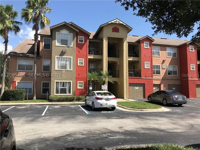 Building Photo - 2213 Grand Cayman Ct
