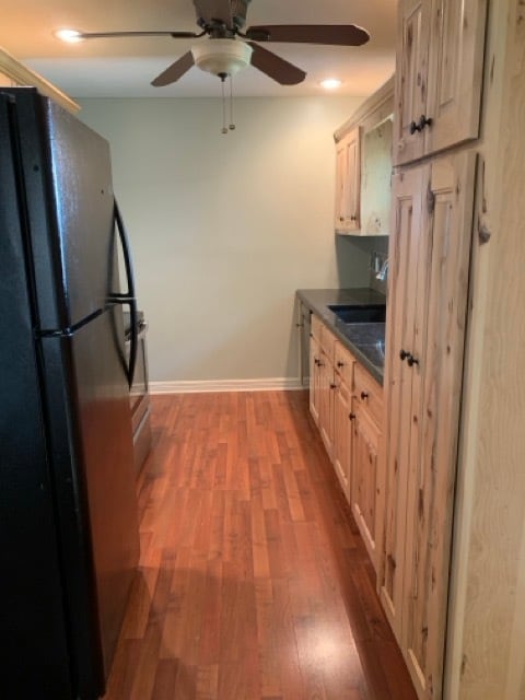 Building Photo - 103 S Fairview Ave