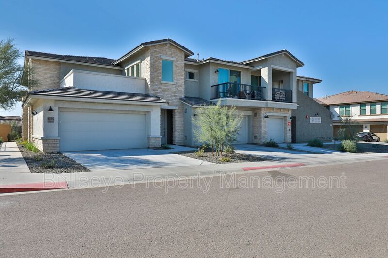 Primary Photo - 5100 E Rancho Paloma Dr