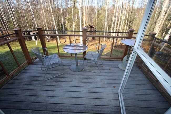 Foto del edificio - 4 Bedroom Chugiak Home on an Acre!