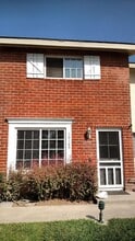 Building Photo - 10189 Holburn Dr