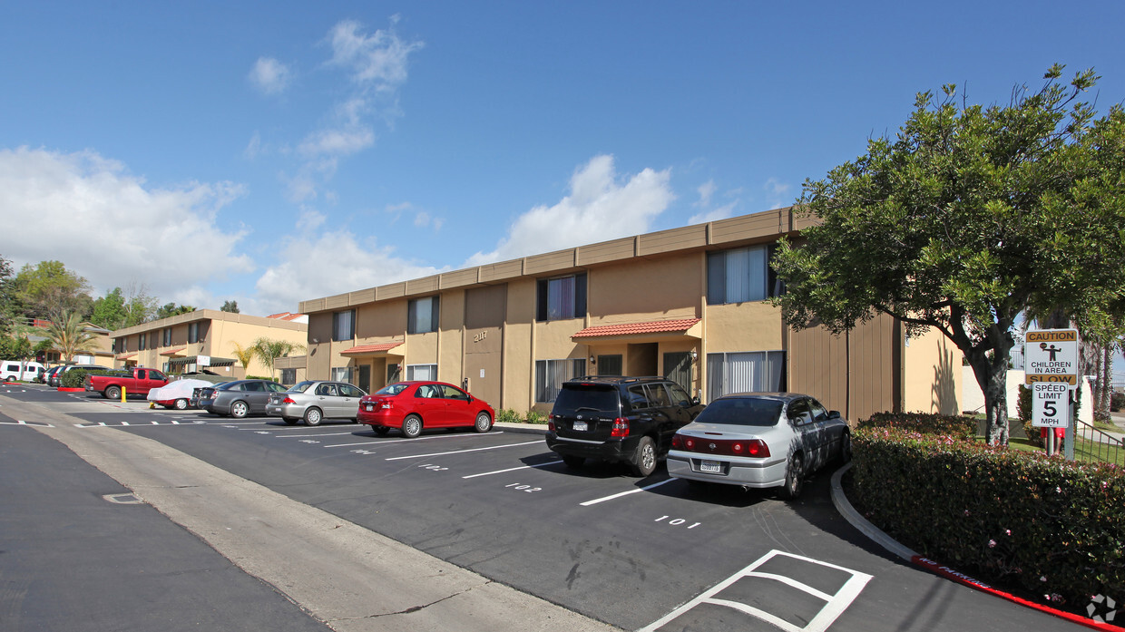 Primary Photo - Alta Park Apartments