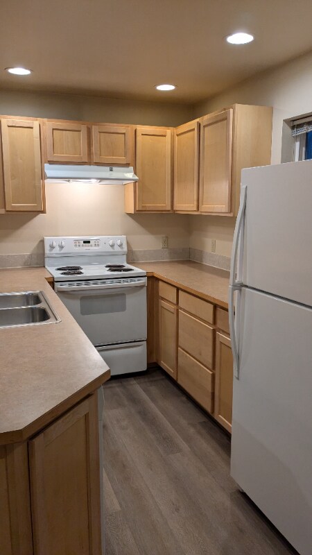 Foto del edificio - 5863 Cedar St
