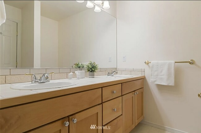 Foto del edificio - 19010 68th Ave NE