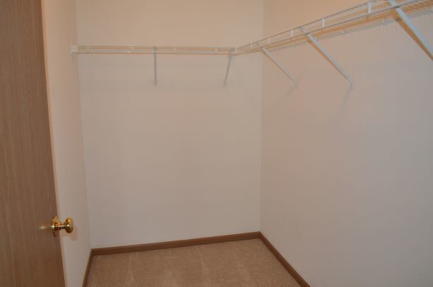Building Photo - 2275 Aurora Dr