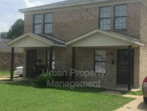 Building Photo - 218 Cochran Pl