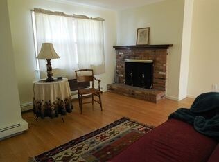 Foto del edificio - 38 Homestead Ln