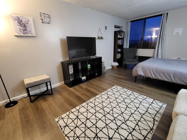 Foto del edificio - Cedar Lodge 204