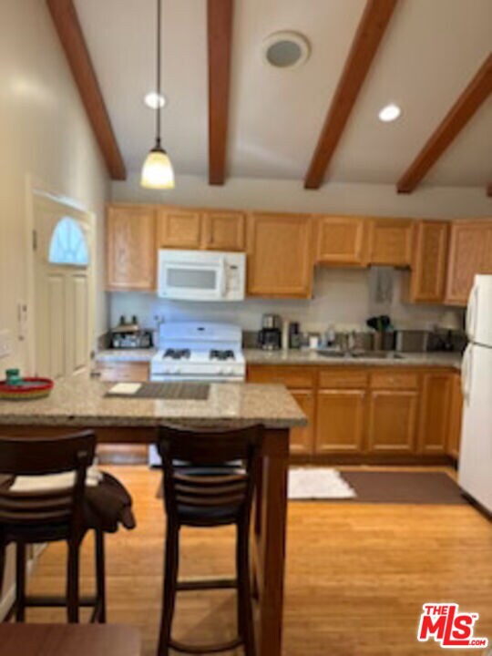 Foto del edificio - 109 Laurel Ave