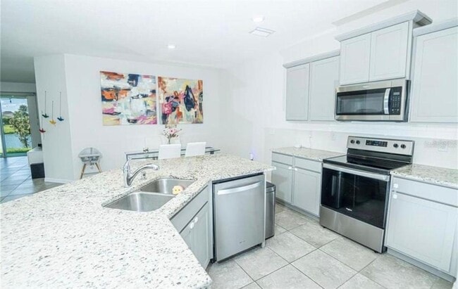 Building Photo - 7916 Stonebrook Cir
