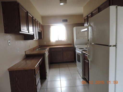 Building Photo - 4321 Avenida Palermo
