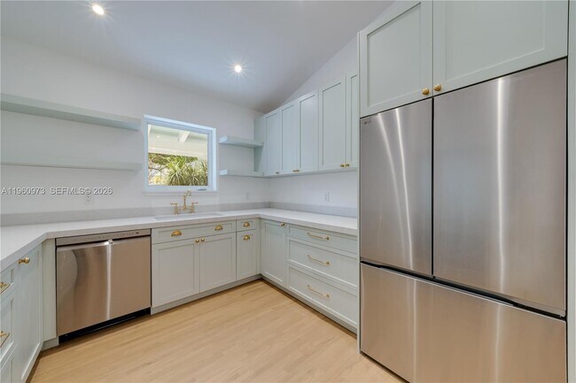 Foto del edificio - 12535 Moss Ranch Rd