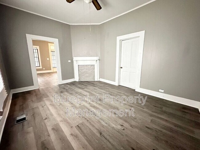 Foto del edificio - 3616 Maple Ave SW