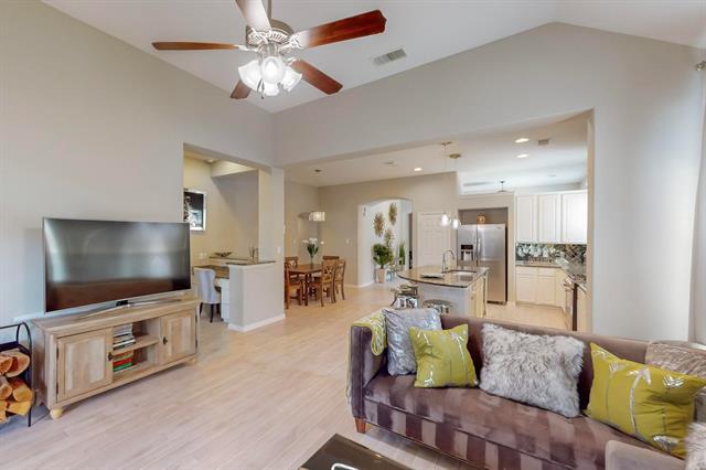 Building Photo - 2651 Lake Ridge Dr