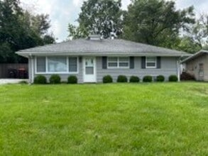 Building Photo - 5328 N Plaza Dr